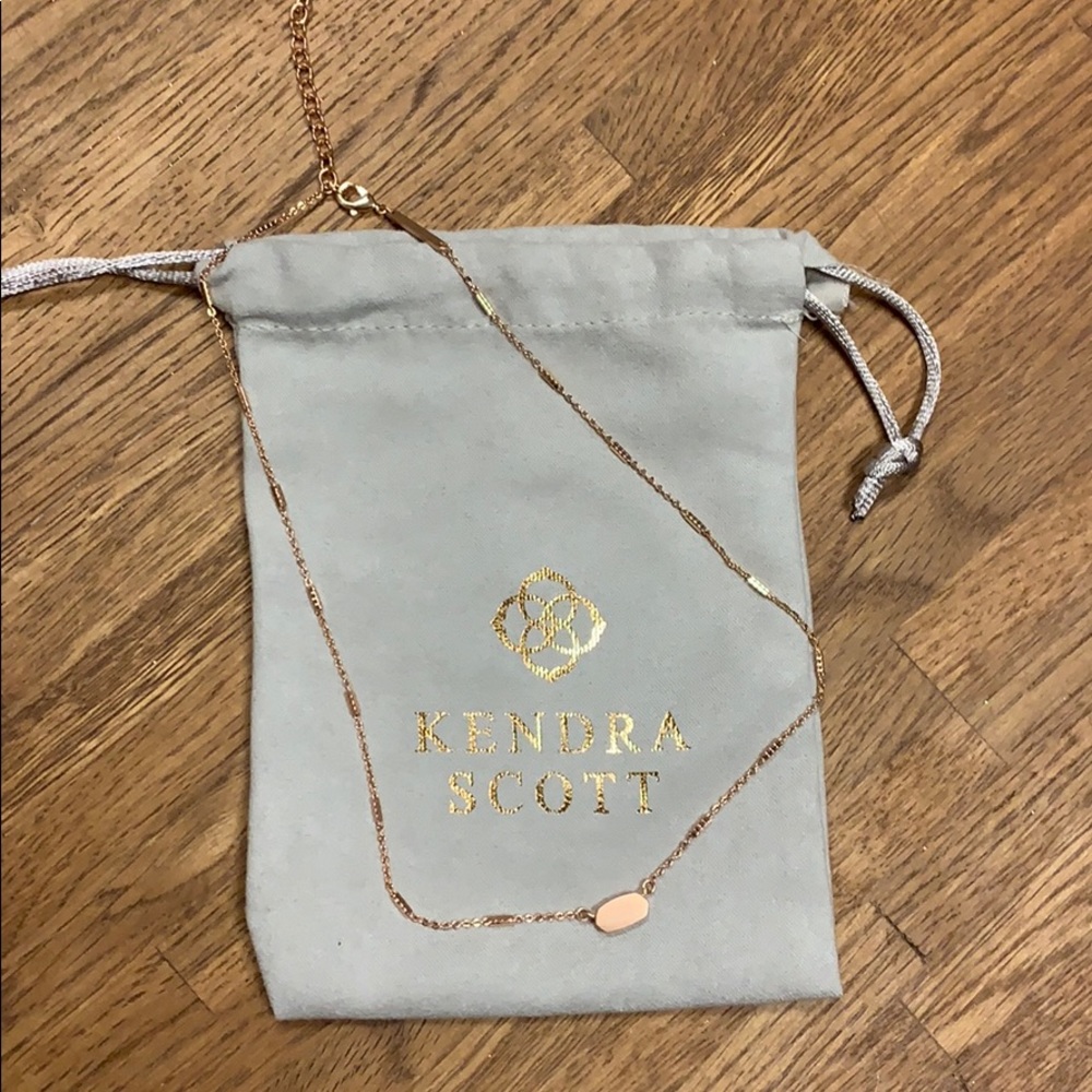 Kendra Scott Necklace